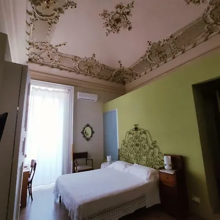 Panzió Acanthus 3*